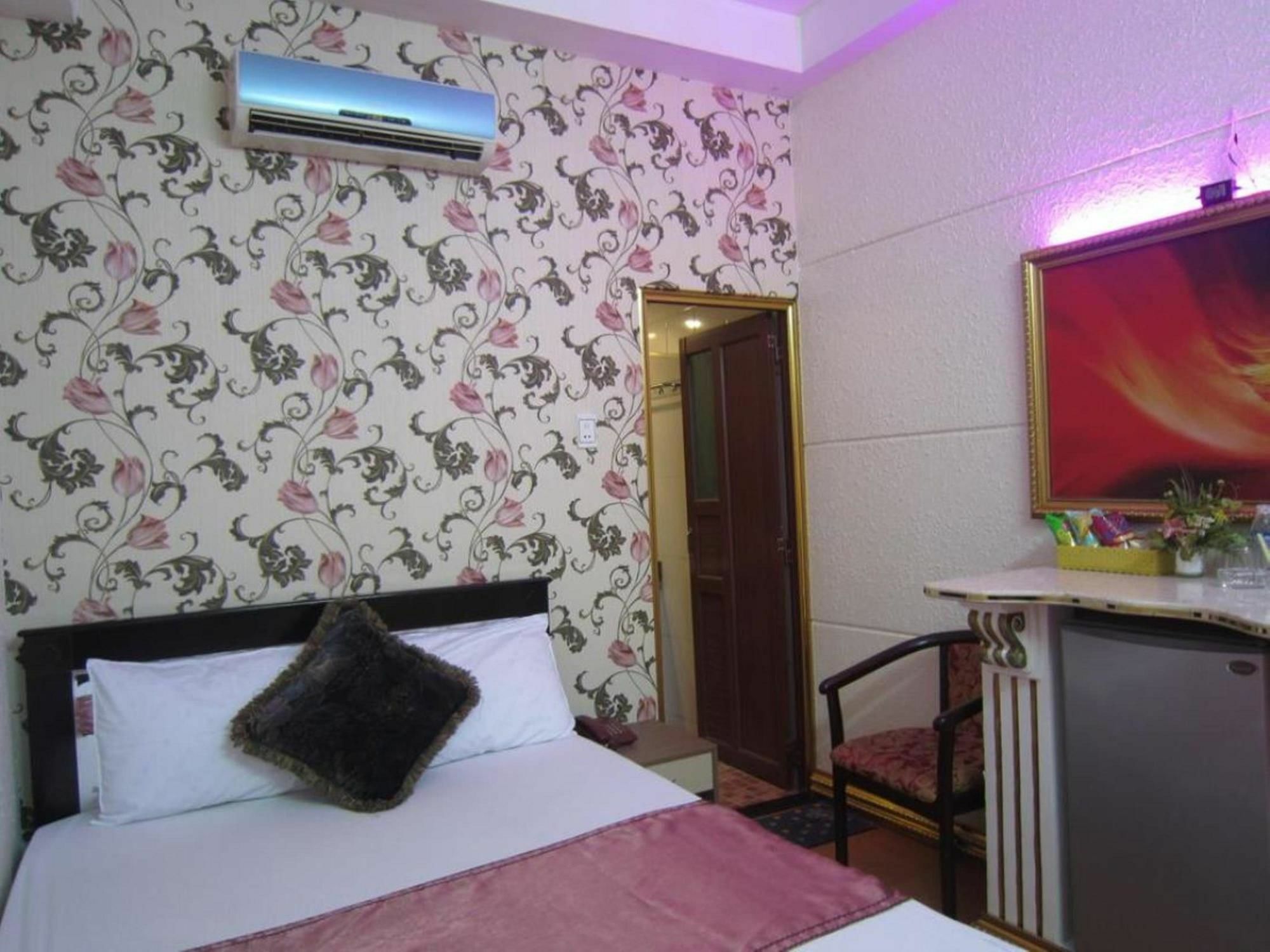 הו צ'י מין סיטי Tan Ha Hotel מראה חיצוני תמונה